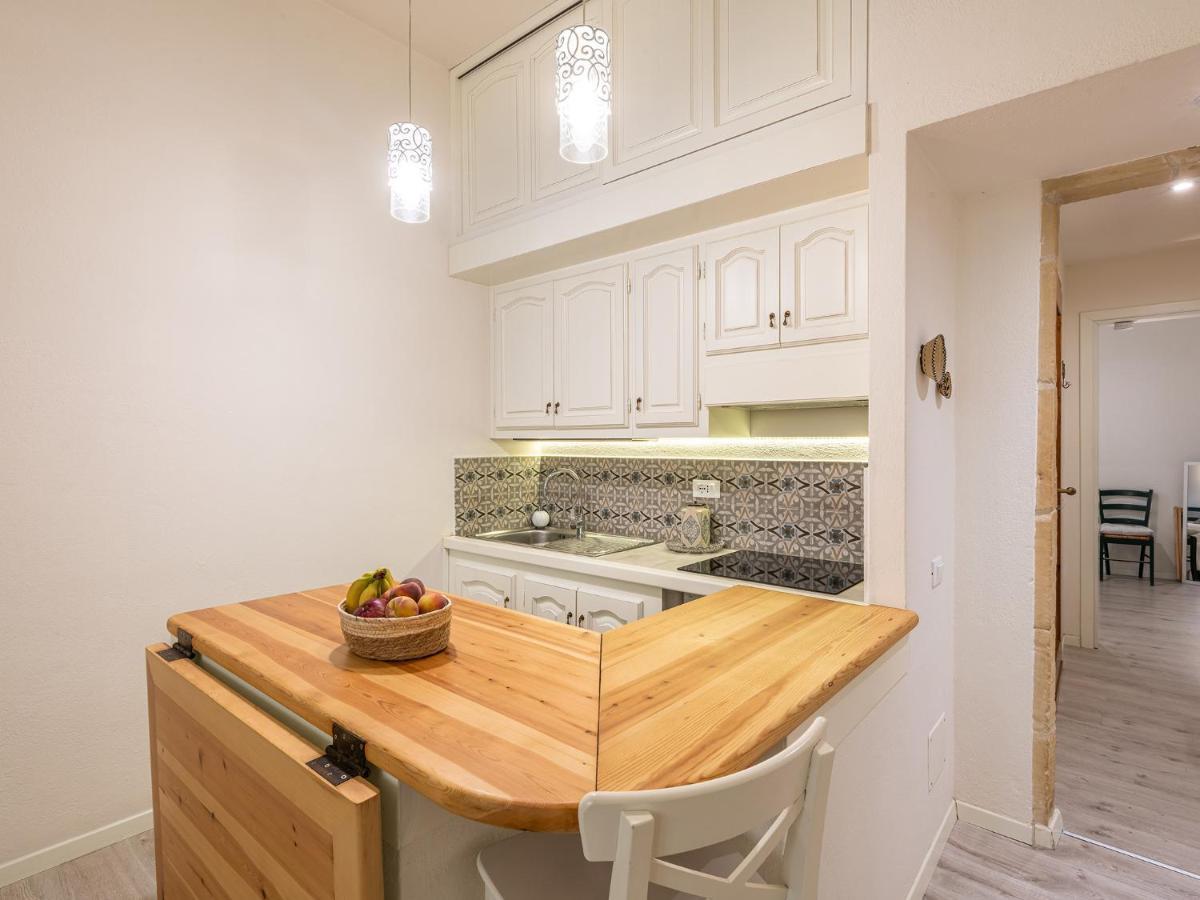 Apartment Marco's Stylish In The Heart Of Cagliari